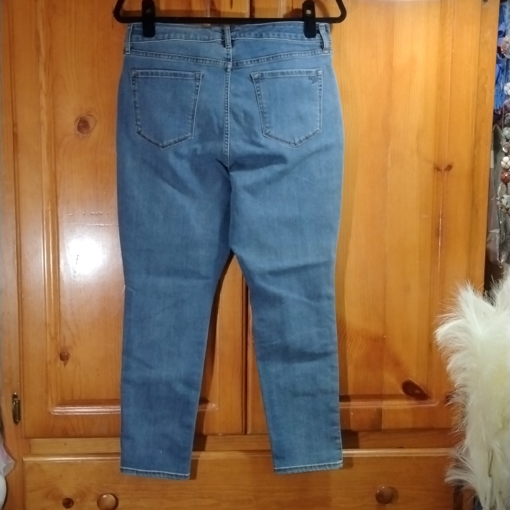 Jeans - Picture 2 of 3